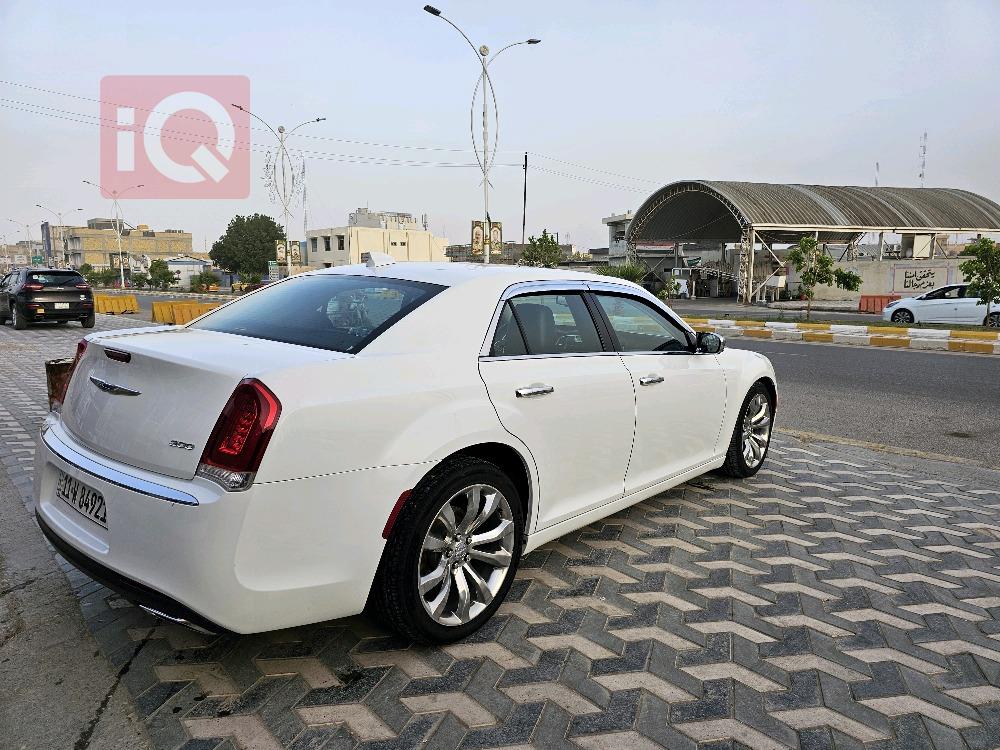 Chrysler 300